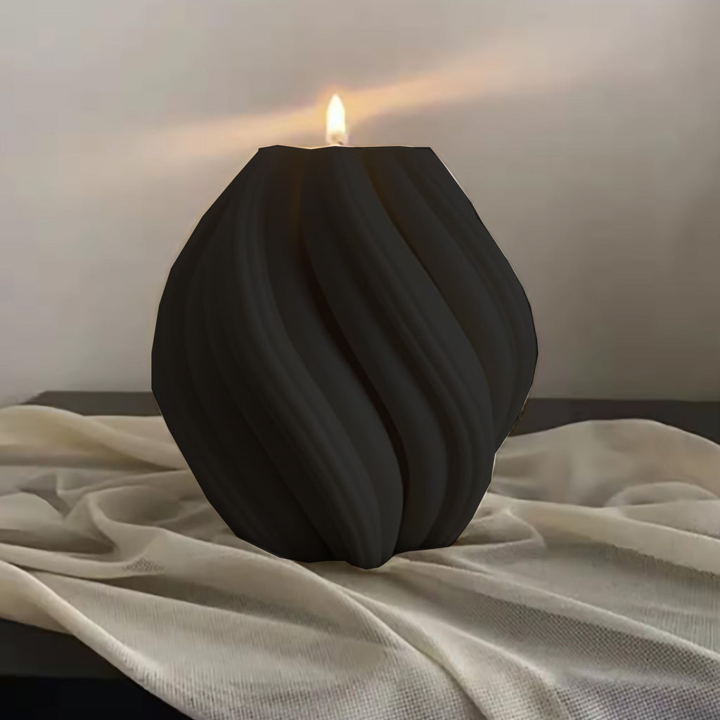 Swirl Candle-Black-Cranberry