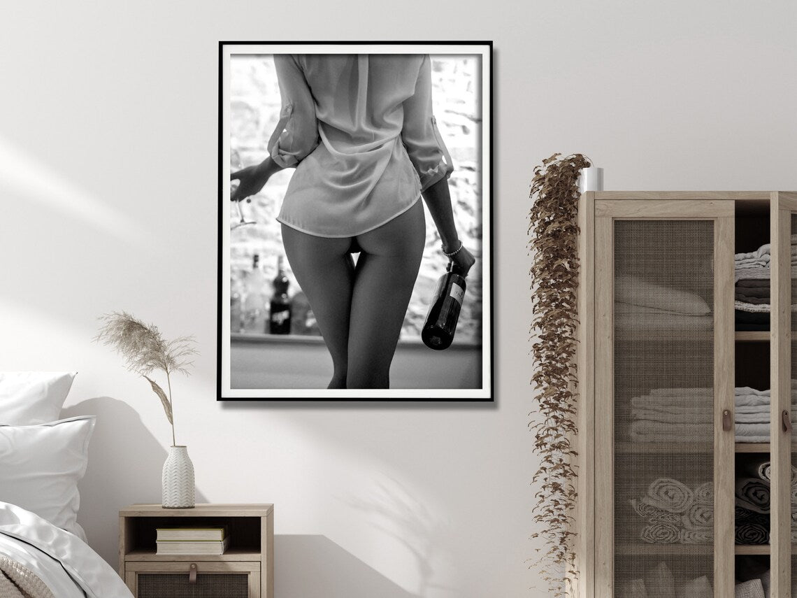 NNEDSZ Wall Art 100cmx150cm Woman Drinking Wine , Black and White, Black Frame Canvas